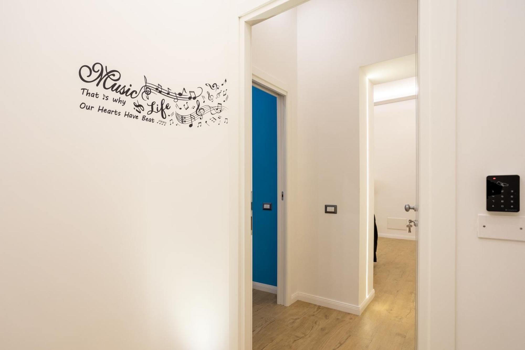 Song House Apartment Centro Storico 7 Pax เนเปิลส์ ภายนอก รูปภาพ