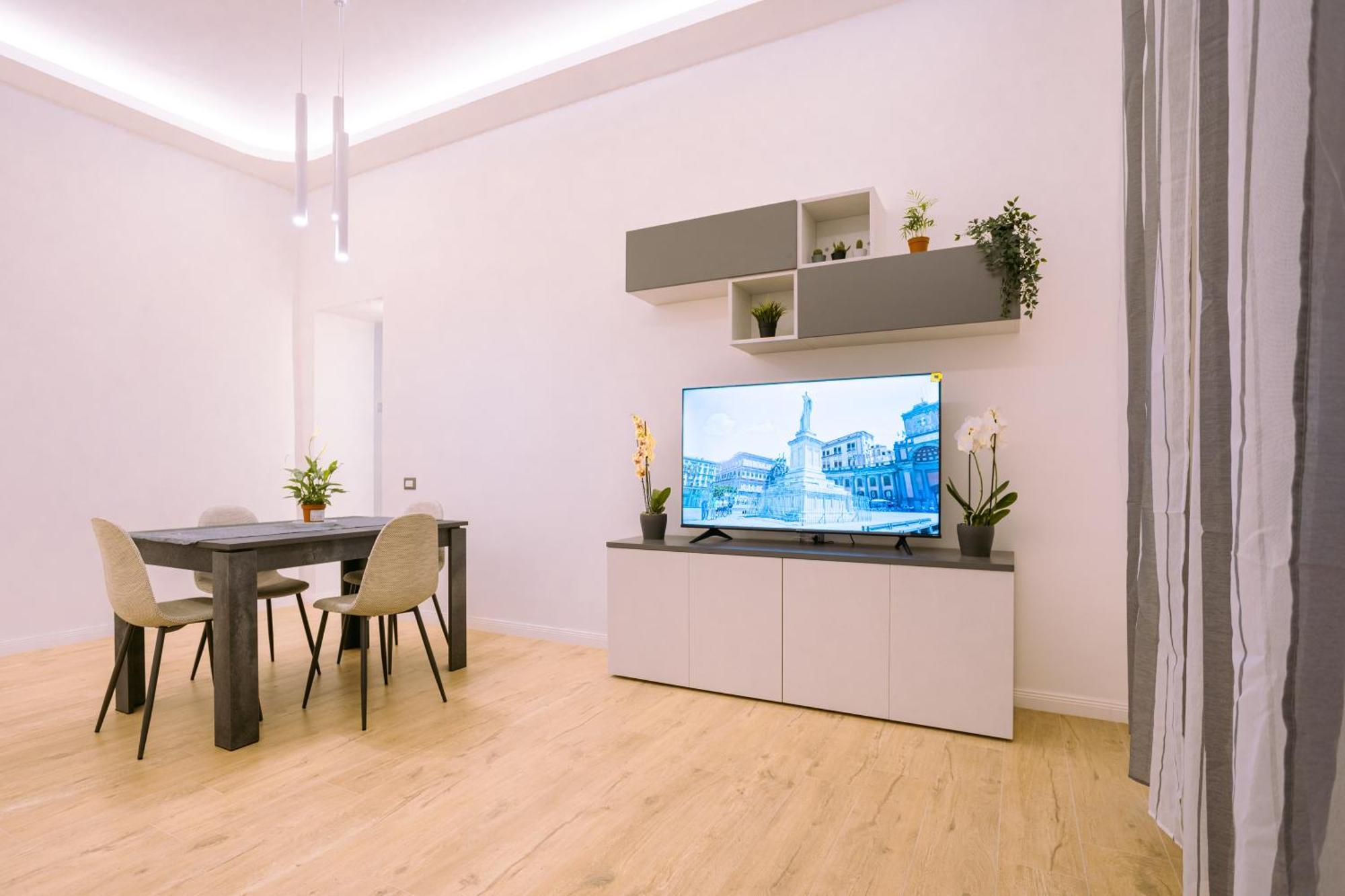 Song House Apartment Centro Storico 7 Pax เนเปิลส์ ภายนอก รูปภาพ