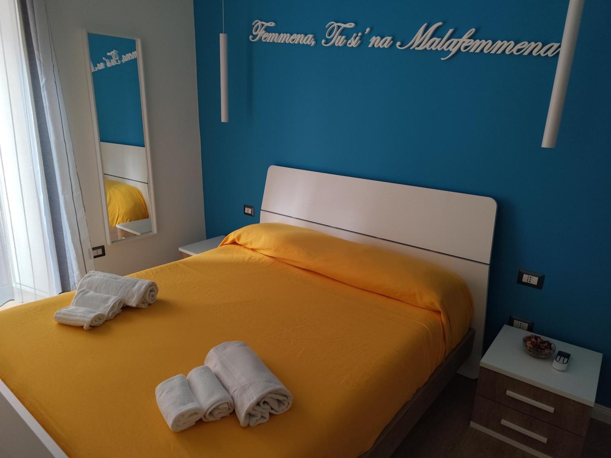 Song House Apartment Centro Storico 7 Pax เนเปิลส์ ภายนอก รูปภาพ